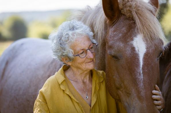 Maïeusthésie thérapie en présence du cheval 